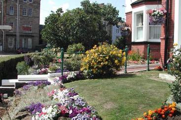پانسیون Whitehaven Guest House