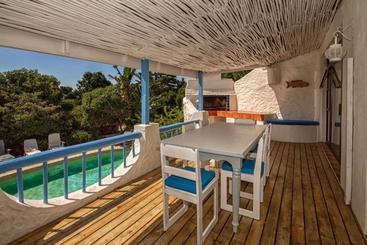 تختخواب و صبحانه Sea Whisper Guest House And Self Catering