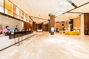 هتل Hampton By Hilton Xiamen City Plaza