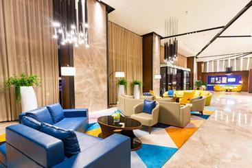 هتل Hampton By Hilton Xiamen City Plaza