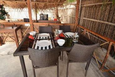 تختخواب و صبحانه The Araliya Retreat