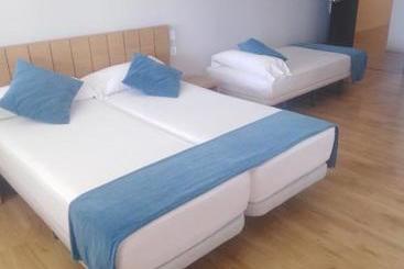 پانسیون Nanit Valencia Hostel