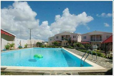 Modern Apartment In Melville Pool View 120 M² - Grand Gaube