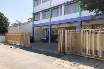 هتل Kost Pondok Mas Cirebon