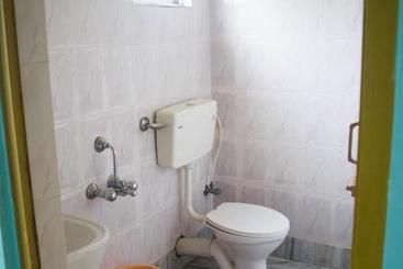 هتل Sewak Lodge