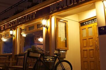 בית מלון כפרי Mcmunns Of Ballybunion