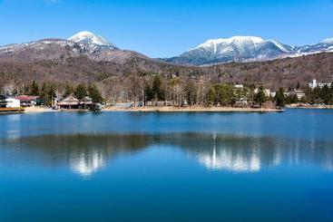 تختخواب و صبحانه Hytter Lakeside Lodge