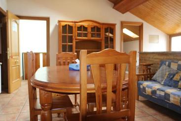 پانسیون Hostal La Plaza