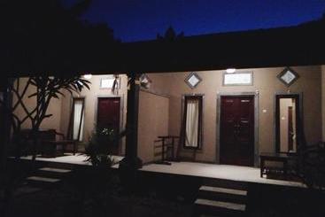 ペンション Prisida Guest House