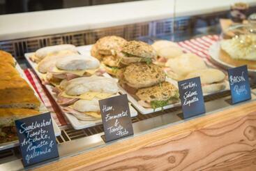 هتل West Court Jesus College