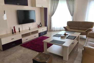 Pensiunea Granada