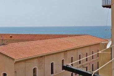 تختخواب و صبحانه Palazzo Melnis