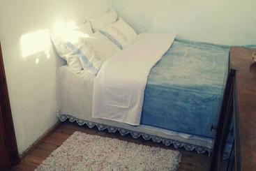 پانسیون Small Room For Two In Private Villa