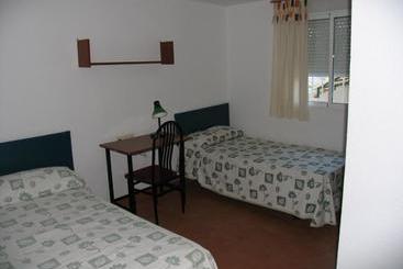 هاستل Residencia Universitaria Reuniver Burjassot