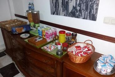 هاستل Residencia Universitaria Reuniver Burjassot