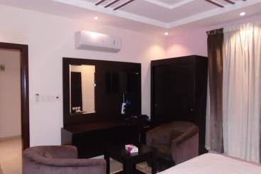 Rafahiat Jeddah  Suites 2