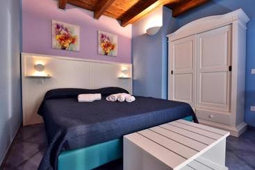 پانسیون Residenza Vinci Room & Suite