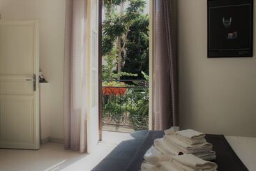 تختخواب و صبحانه Bed&book Palazzo Cutelli