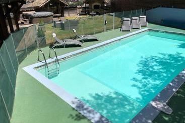هتل Chalet Starlight