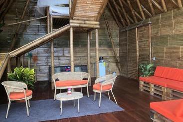 هاستل Samay Glamping Airport