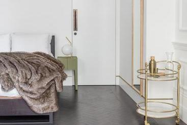 The Moorgate By Cove