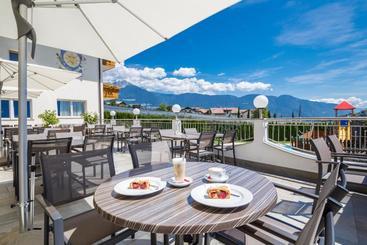 هتل Das Mitterplarser