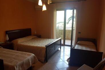ホテル Agriturismo Terre Delle Monache