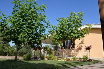 B&b Lara Santola