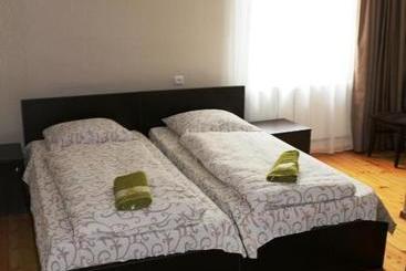 پانسیون Guesthouse Suja
