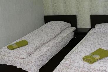 پانسیون Guesthouse Suja