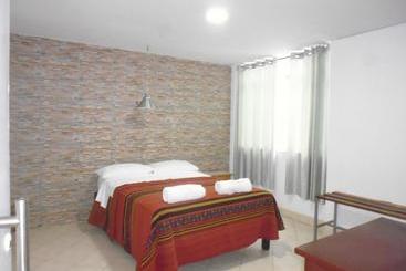 پانسیون Hostal Fatima