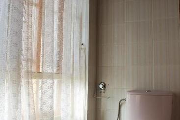 پانسیون Hostal Las Dunas