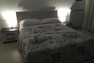 تختخواب و صبحانه La Casa Del Moro
