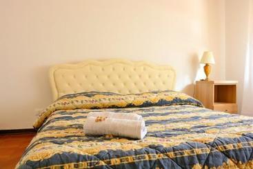 Florinda B&b Viareggio