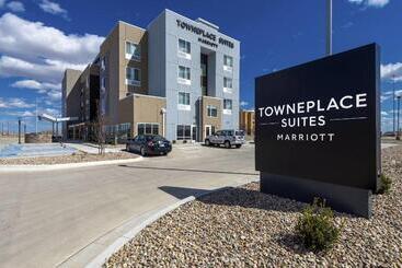 فندق Towneplace Suites By Marriott Hays