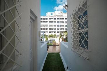 Wanderlust Hostel
