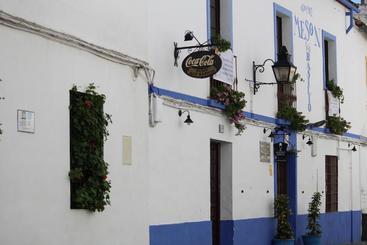 پانسیون Casa Longa