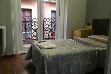 Pension La Bilbaina  Albergue Logrono