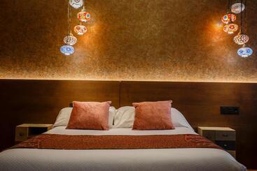 پانسیون Hostal Rodas Pamplona