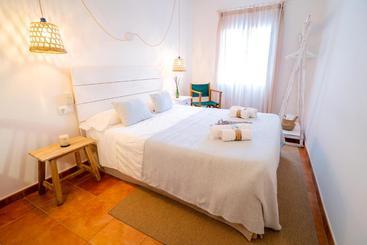 پانسیون Hostal Sa Posada Set Cales