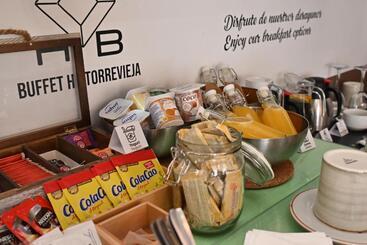 بنسيون Hostal Hb Torrevieja