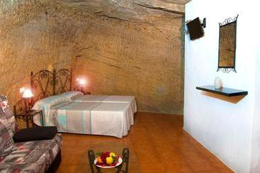 Пансион Hostal Batato