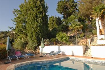 پانسیون Villa Andalucia