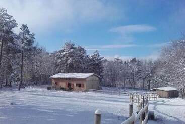 בית מלון כפרי Eco Urbion