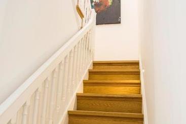 Cayres Suites Surdo