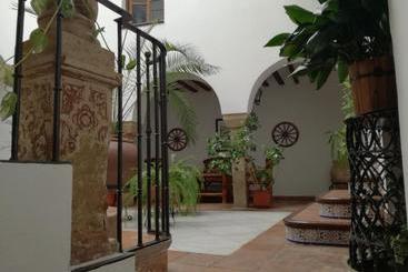 پانسیون Casa Maika