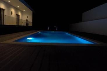 هاستل Dh Country House