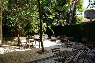 پانسیون Lisbon Budget Inn