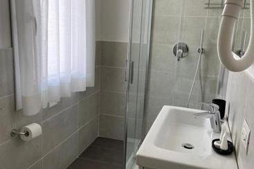 پانسیون Locanda Damaro