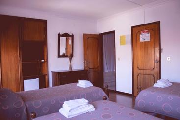 پانسیون Residencial Princesa Do Ave